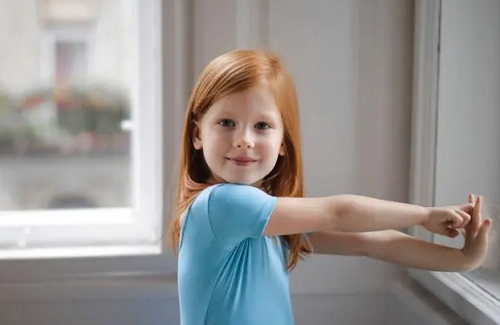 女孩取名字狗年 女孩取名2024年狗